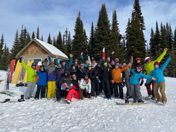 https://www.westtrek.com/wp-content/uploads/2022/07/SunPeaksresort12-600x450.jpg