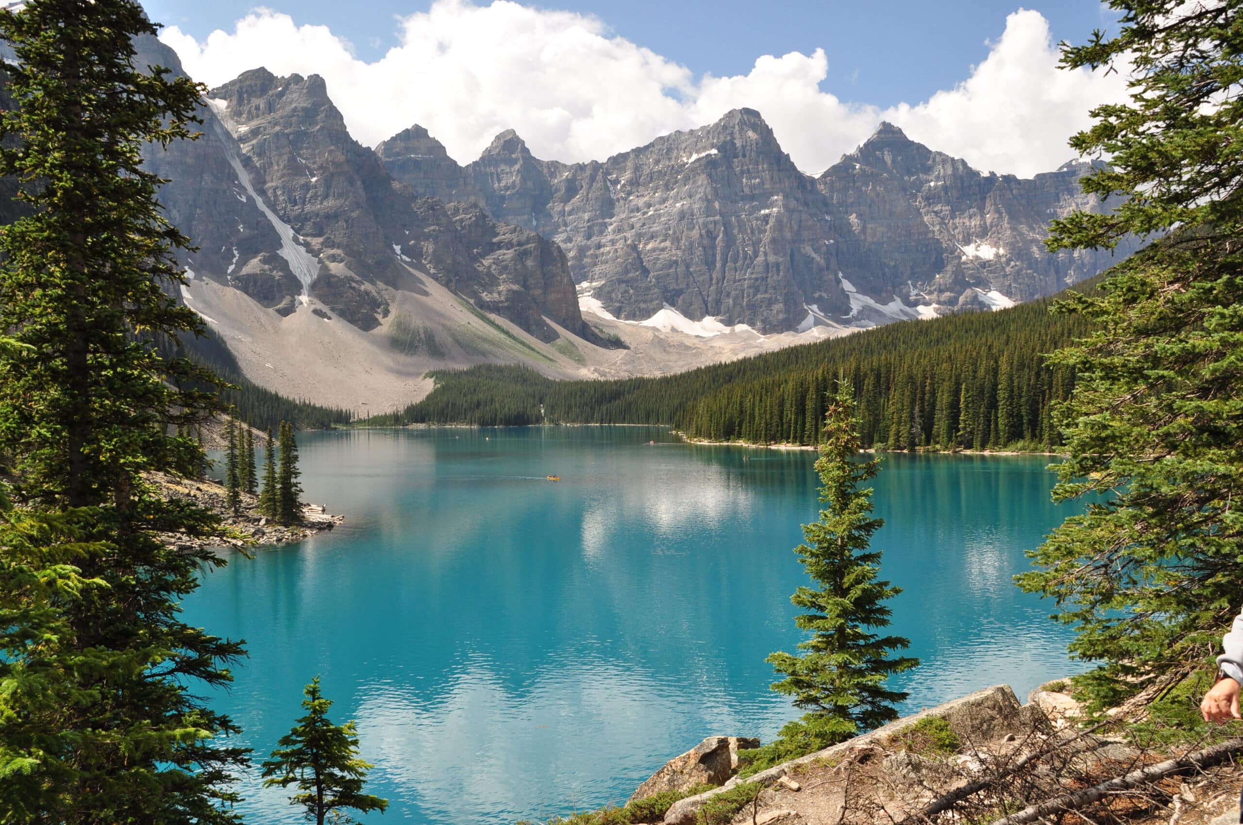 https://www.westtrek.com/wp-content/uploads/2022/11/Moraine_Lake_4-scaled.jpg