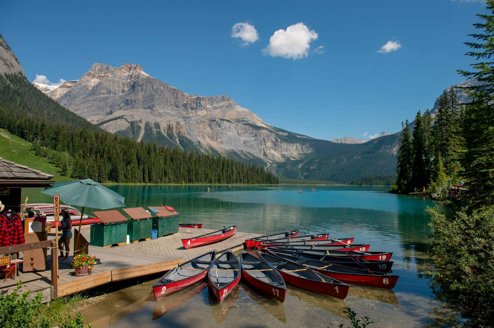 https://www.westtrek.com/wp-content/uploads/2022/11/RDVTour_EmeraldLake.jpeg