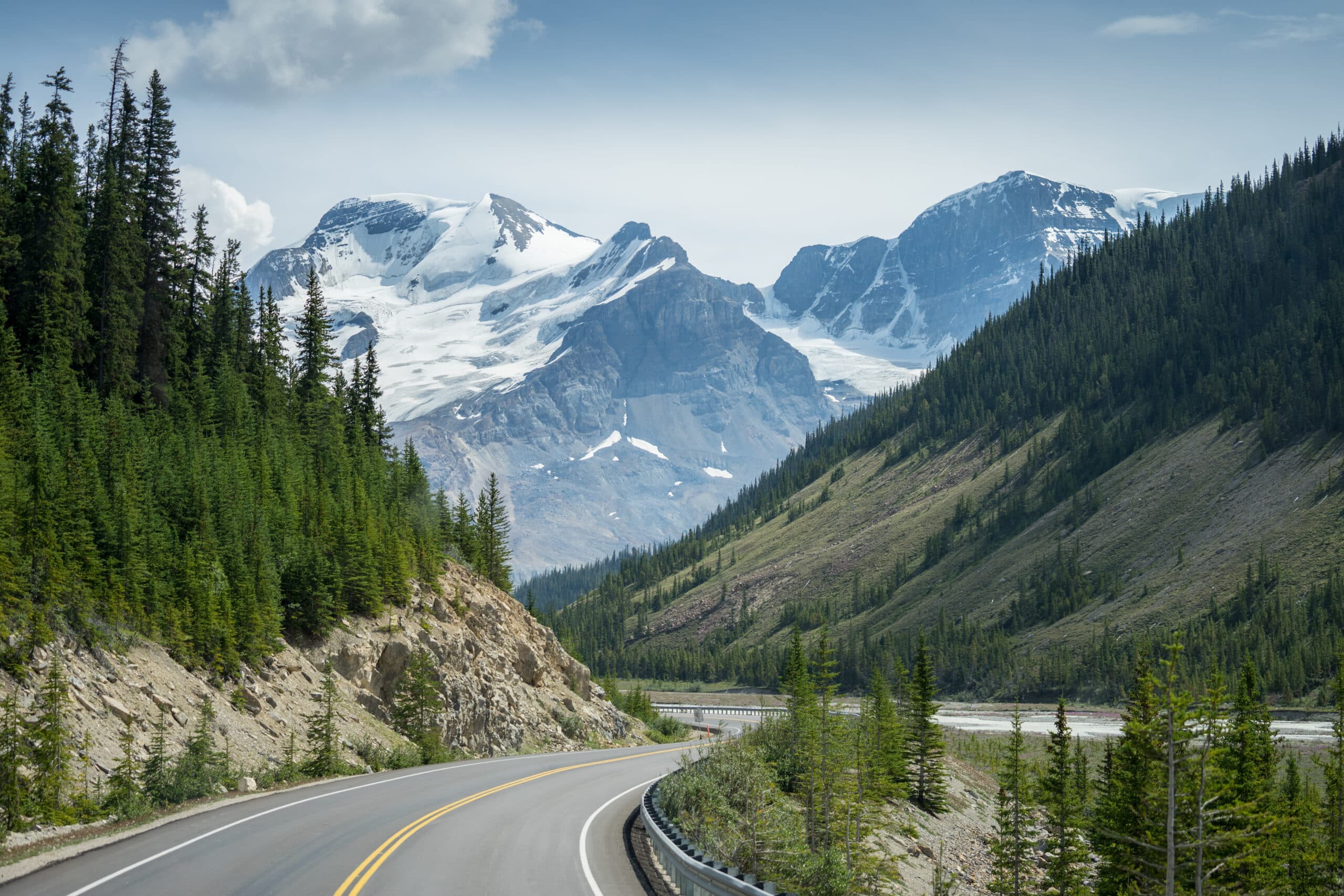 https://www.westtrek.com/wp-content/uploads/2022/11/©LisanneSmeele_Roadpic-1-scaled.jpg