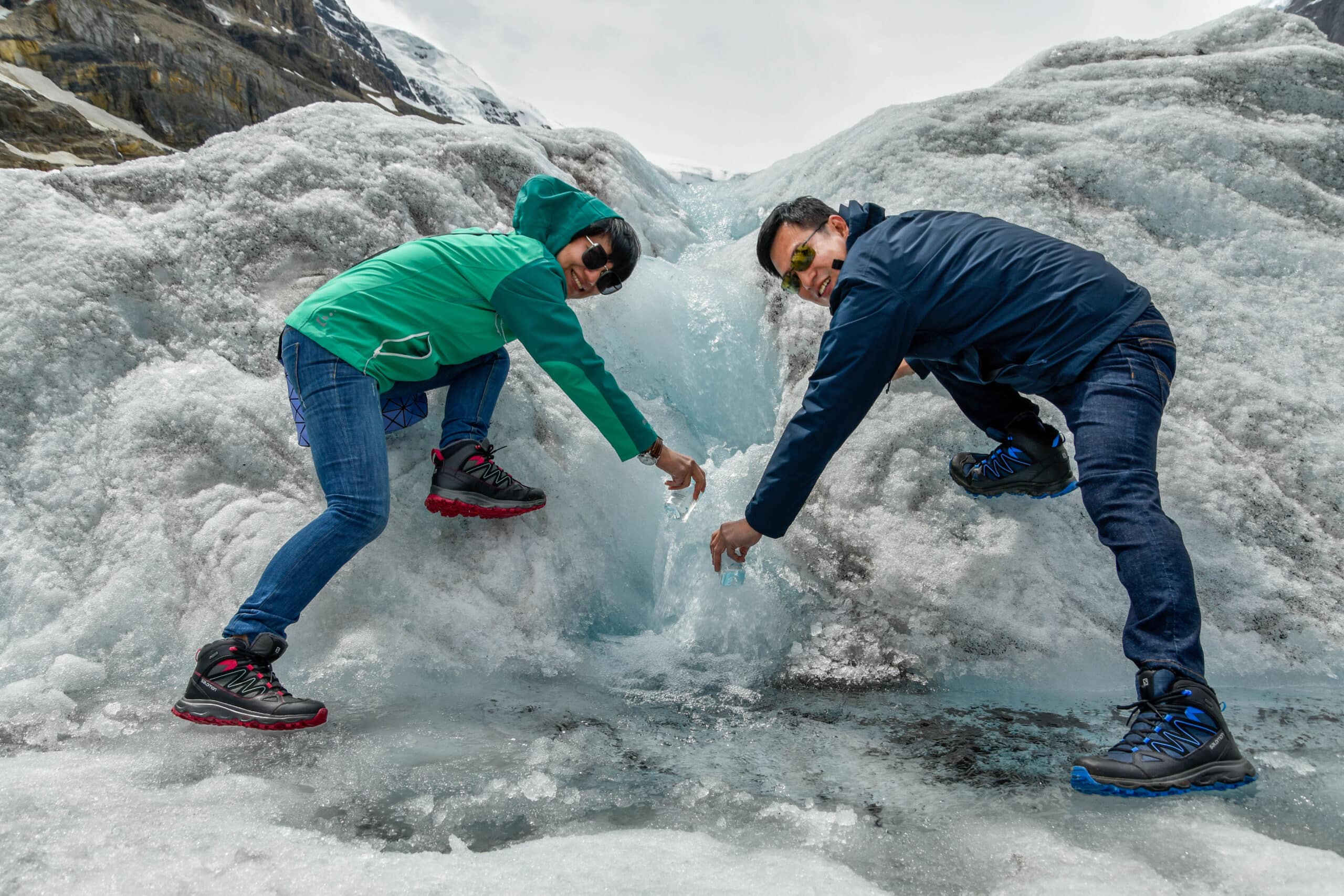 https://www.westtrek.com/wp-content/uploads/2023/04/Athabasca_Glacier_11-scaled-1.jpg