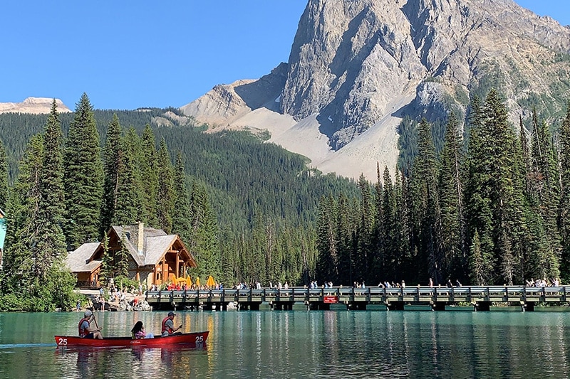 https://www.westtrek.com/wp-content/uploads/2023/04/©DCT-LouiseMallard-EmeraldLake-Rockies.jpg