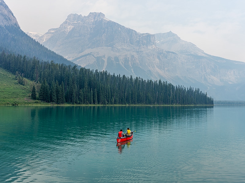 https://www.westtrek.com/wp-content/uploads/2023/09/©DCT-LisanneSmeele-EmeraldLake.jpg