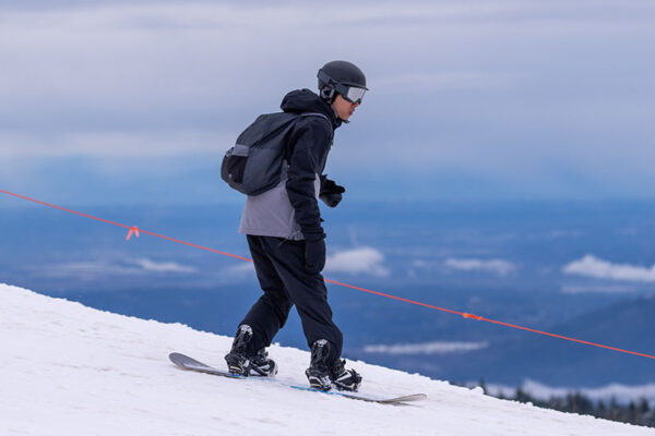 https://www.westtrek.com/wp-content/uploads/2025/09/©GrouseMountain-WT-Ski-Snowboard-Carousel-800x533-4-600x400.jpg